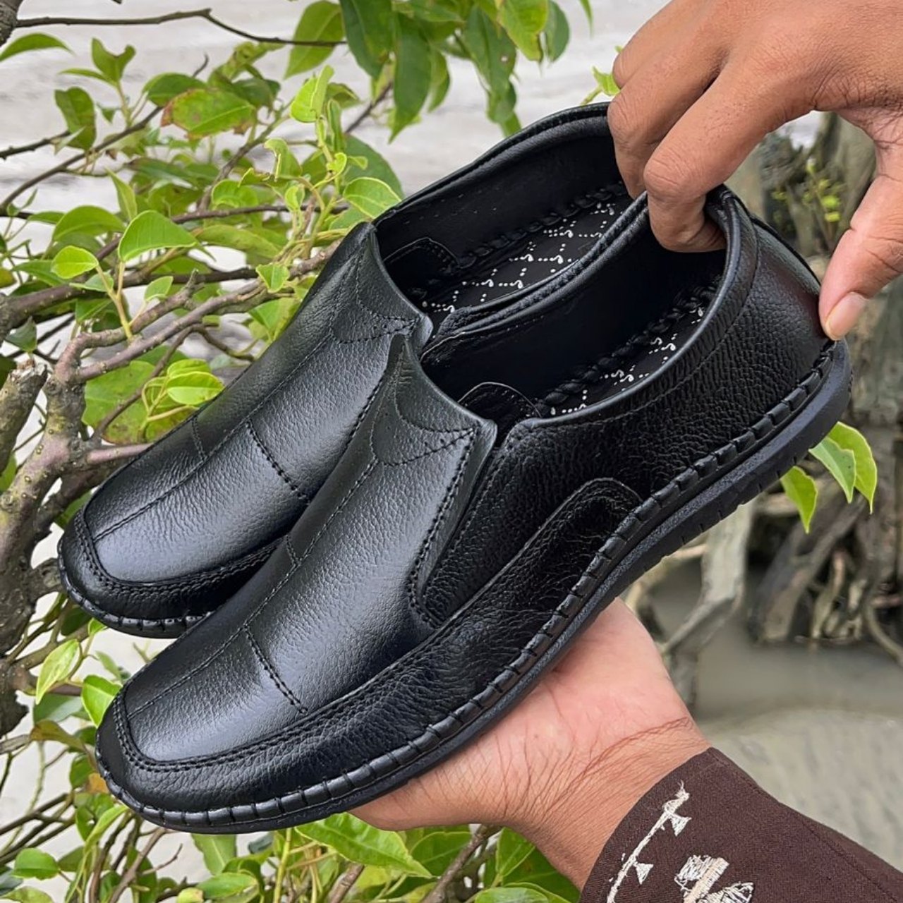 100% Genuine Leather. Code: CCB